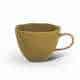 Start je dag heerlijk ontspannen met de Good Morning Cup van Urban Nature Culture. Hoe vroeg je ochtend ook is, elke Good Morning Cup brengt een glimlach op je gezicht. De mok is gemaakt van porselein en heeft een mooie organische vorm met een handgeschilderd gouden oortje.